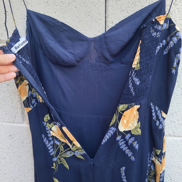 Reformation | Juliette Midi Slit Dress in Petit Jardin Floral Print Size 2 - Picture 11 of 13